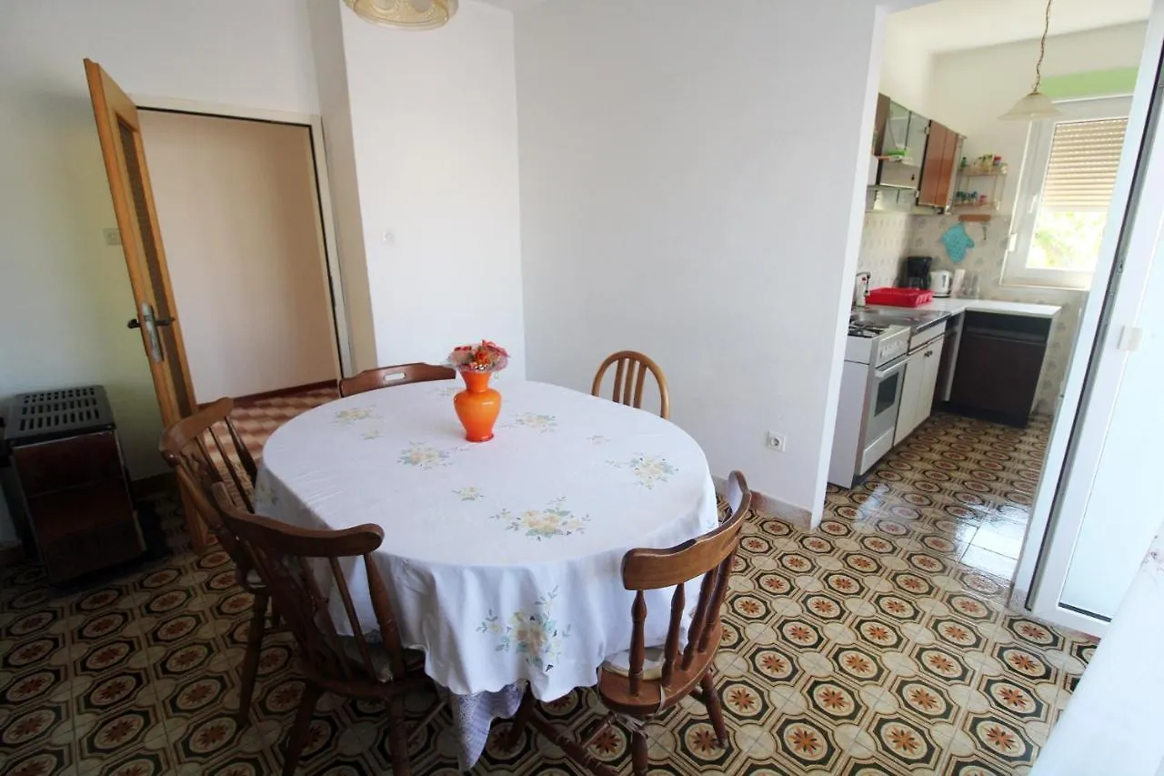 Apartman Moro Pula 0*,